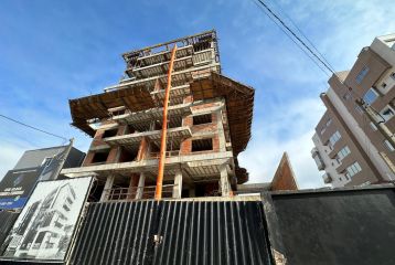 REF 251 - APARTAMENTO EM CAIOBÁ - MARSELHA APTO 101